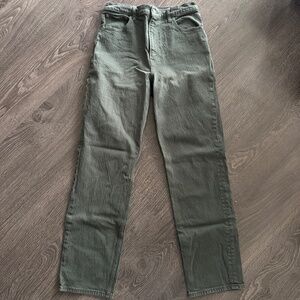 Abercrombie & Fitch ‘90s Straight Ultra High Rise Jeans – Size 28 (6)